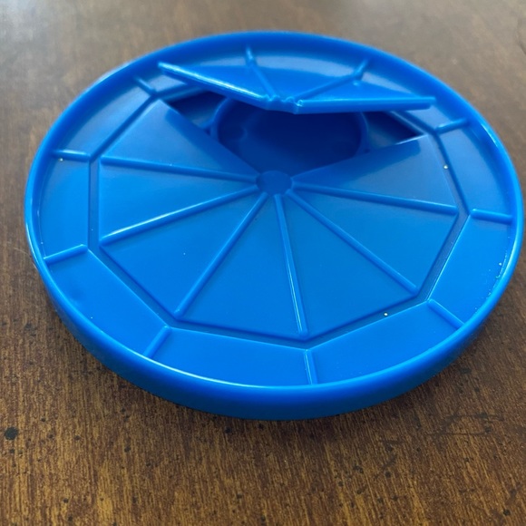 Magic Trick Blue Coin Coaster (NWOT) - Picture 3 of 7